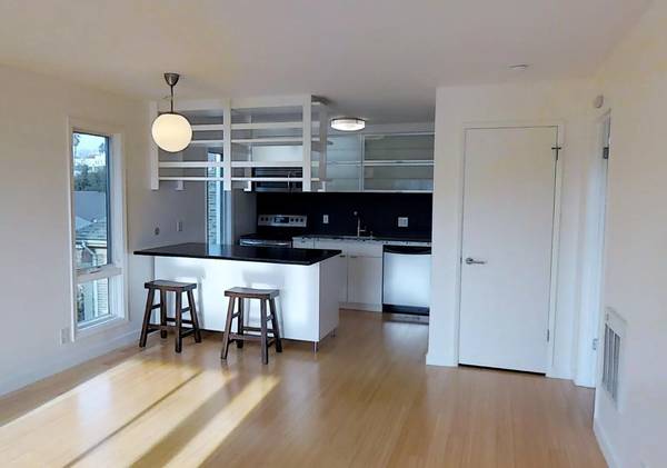 1BR/1BA Condo on Piedmont Ave · Oakland photo 5