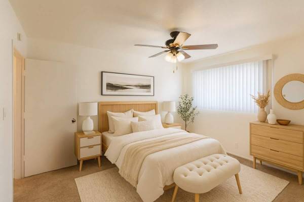 Apartments on Doolittle Dr · San Leandro