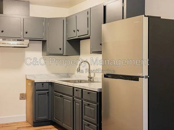 2BR/1BA Single Family House on Forestdale Ave - 9 · San Jose photo 3