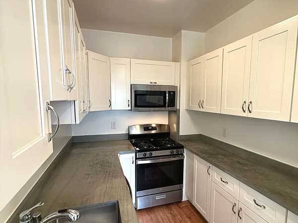 1BR/1BA Apartment on 10th Ave · San Francisco photo 5