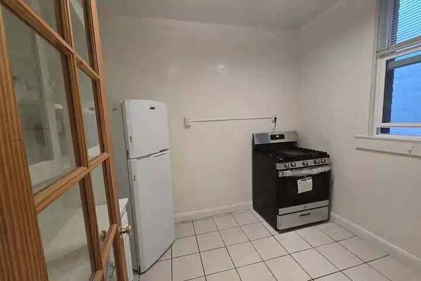 Bush st apts photo 5