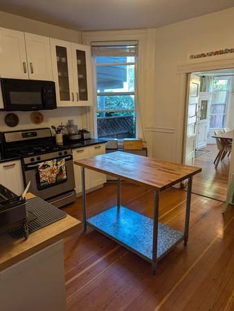 1BR/1BA Apartment on Broderick St · San Francisco photo 3