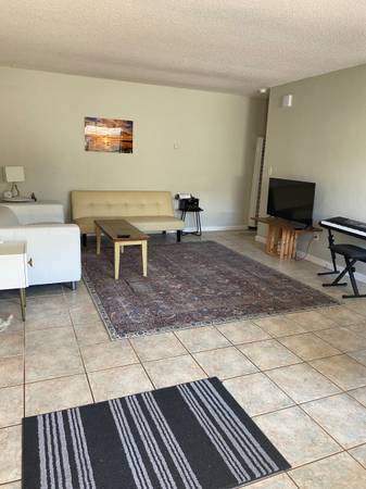 2BR/1BA Duplex · Santa Cruz photo 3