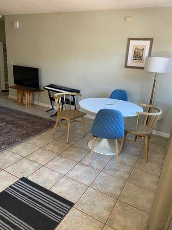 2BR/1BA Duplex · Santa Cruz photo 2