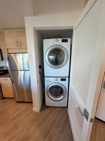 Apartments on Winslow Street · Redwood City photo 5
