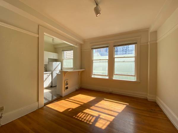 0BR/1BA Apartment on Jones St · San Francisco photo 2
