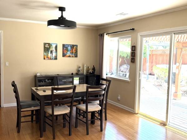 4BR/2BA Single Family House · Santa Clara photo 3