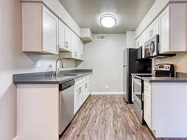 Spring Lake Apartment Homes photo 3