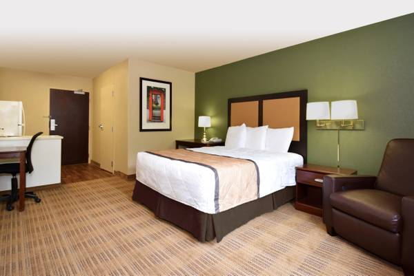 Furnished Studio-Pleasant Hill - Buskirk Ave. photo 5