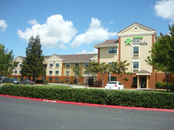 Furnished Studio-Pleasant Hill - Buskirk Ave. photo 2
