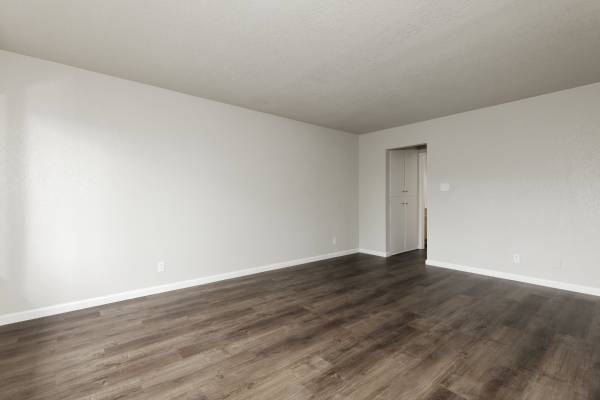 1BR/1BA Apartment · Hayward photo 2