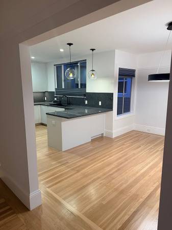 2BR/2BA Apartment · San Francisco photo 3