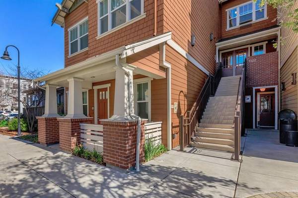 Apartments on San Pablo Avenue · Emeryville photo 3