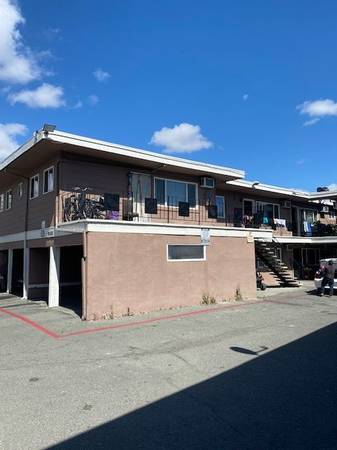 2BR/1BA Apartment on Haller Ct · Concord photo 4