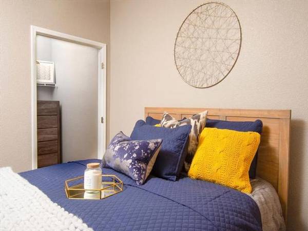 Apartments on West Texas St · Fairfield photo 3