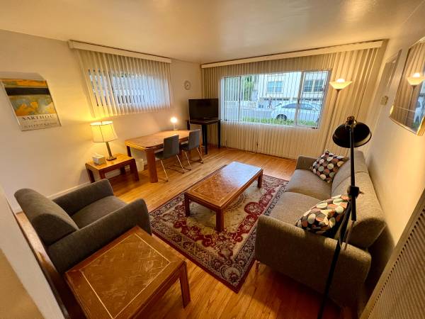 1BR/1BA Apartment · Stanford photo 3