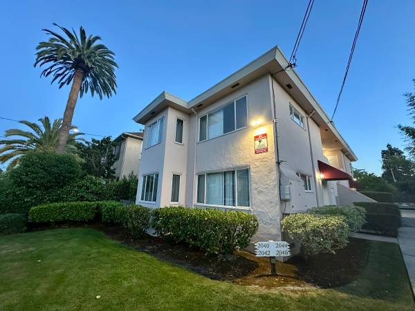 1BR/1BA Apartment · Stanford