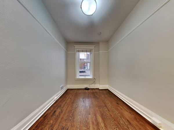 952 Sutter St. photo 3