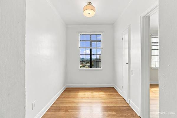 0BR/1BA Apartment · San Francisco photo 4