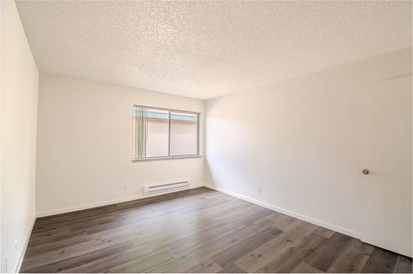 2BR/2BA Townhouse on Menker Ave · San Jose photo 5