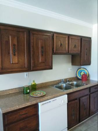 Mira Loma Apartments photo 2