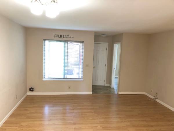 3BR/2BA Condo · Concord photo 3
