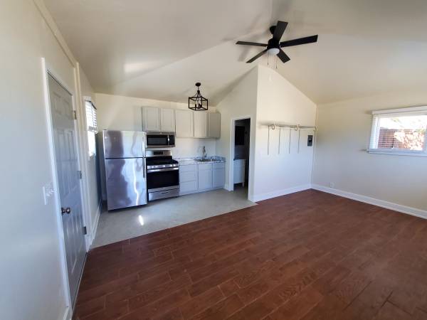 0BR/1BA Apartment · Watsonville photo 5