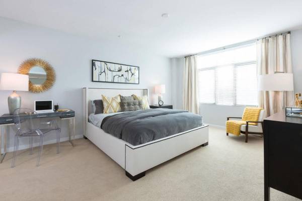 Apartments on Vallco Parkway · Cupertino photo 3