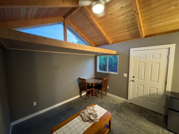 1BR/1BA Apartment · Rohnert Park photo 3