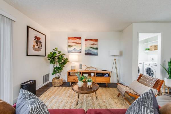 Apartments on San Jose Dr. · Antioch
