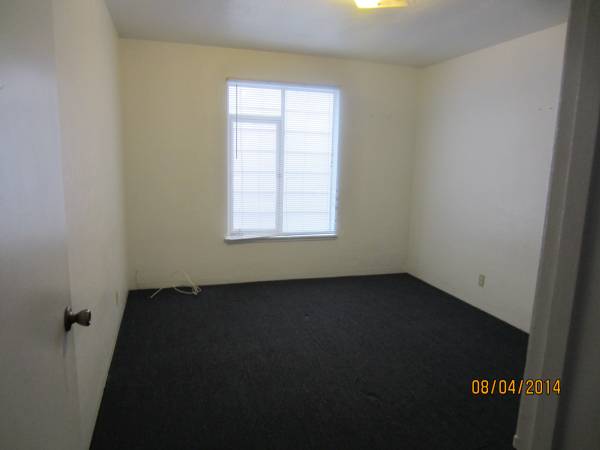 2BR/1BA Apartment · San Francisco photo 2