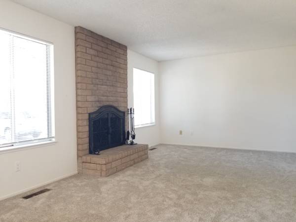 2BR/1BA Duplex · Santa Rosa photo 5