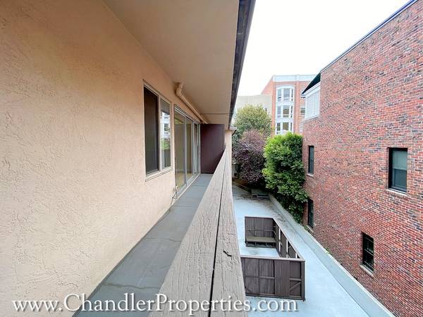 Colony Apartments photo 5