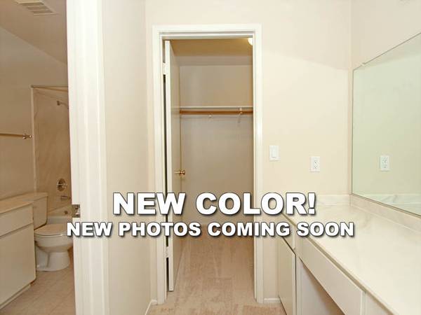 Apartments on Giffin Road · Los Altos photo 5