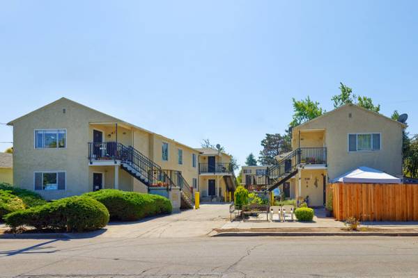 1BR/1BA Apartment · Berkeley photo 2