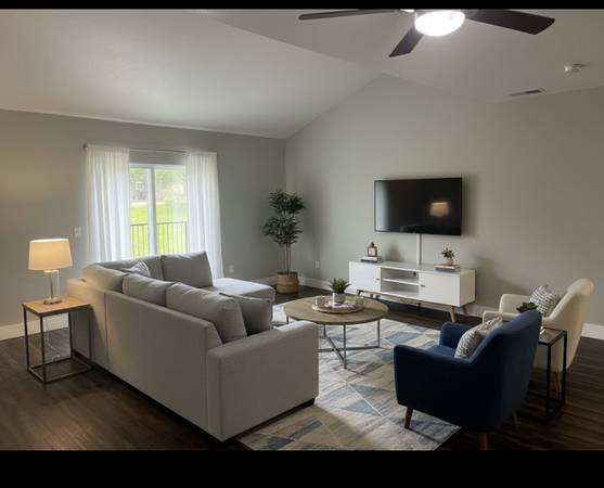 2BR/1BA Condo · El Sobrante