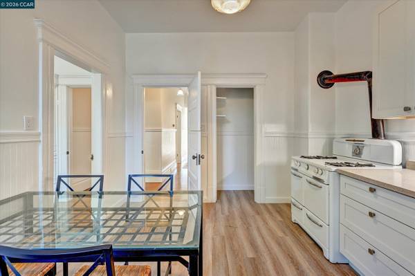 1BR/1BA Flat on San Jose Ave · San Francisco photo 4