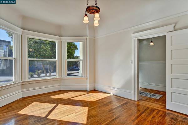 1BR/1BA Flat on San Jose Ave · San Francisco photo 2