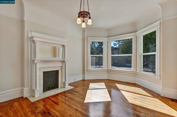 1BR/1BA Flat on San Jose Ave · San Francisco