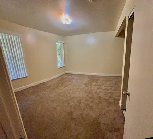 Apartments on Pine Street · Concord photo 5