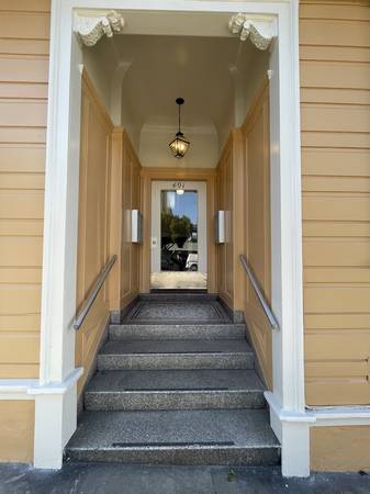 1BR/1BA Apartment · San Francisco photo 2