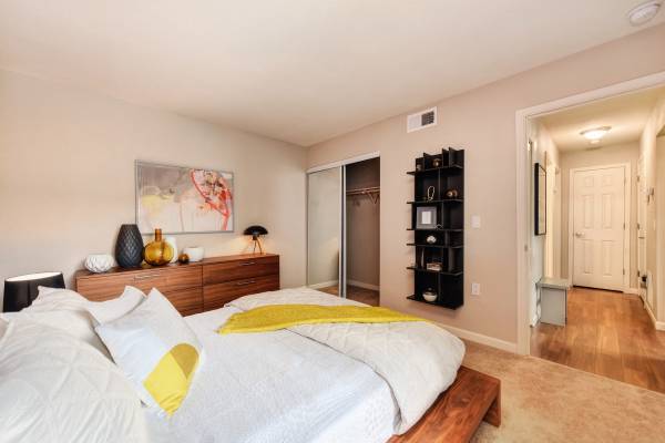 Apartments on Greenbriar Cir · Petaluma photo 3