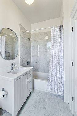 3BR/2BA Apartment · San Francisco photo 3