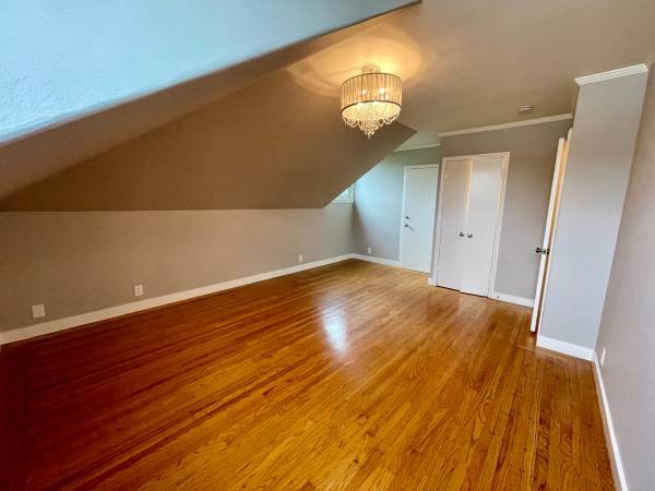 669 Oakland Ave. (LO) photo 3