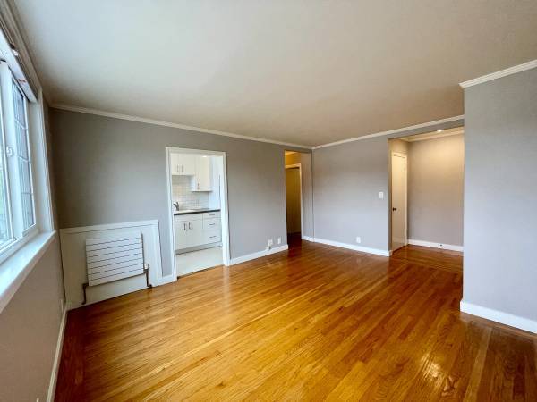 669 Oakland Ave. (LO) photo 4