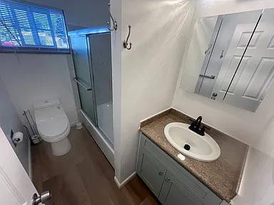 2BR/1BA Other on Meekland Ave · Hayward photo 3