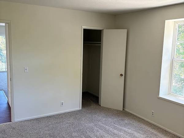 2BR/1BA Apartment on S Wolfe Rd · Sunnyvale photo 5