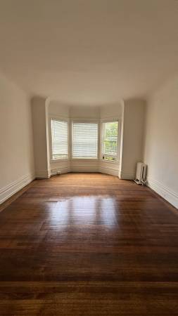 1BR/1BA Apartment on Jones Street · San Francisco photo 4