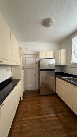 1BR/1BA Apartment on Jones Street · San Francisco photo 3