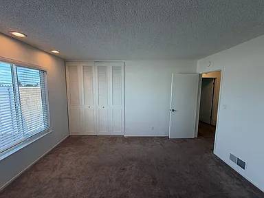 Townhouses on Richmond Dr · Millbrae photo 3